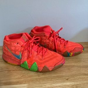Nike Kids Sneakers - Red and Green